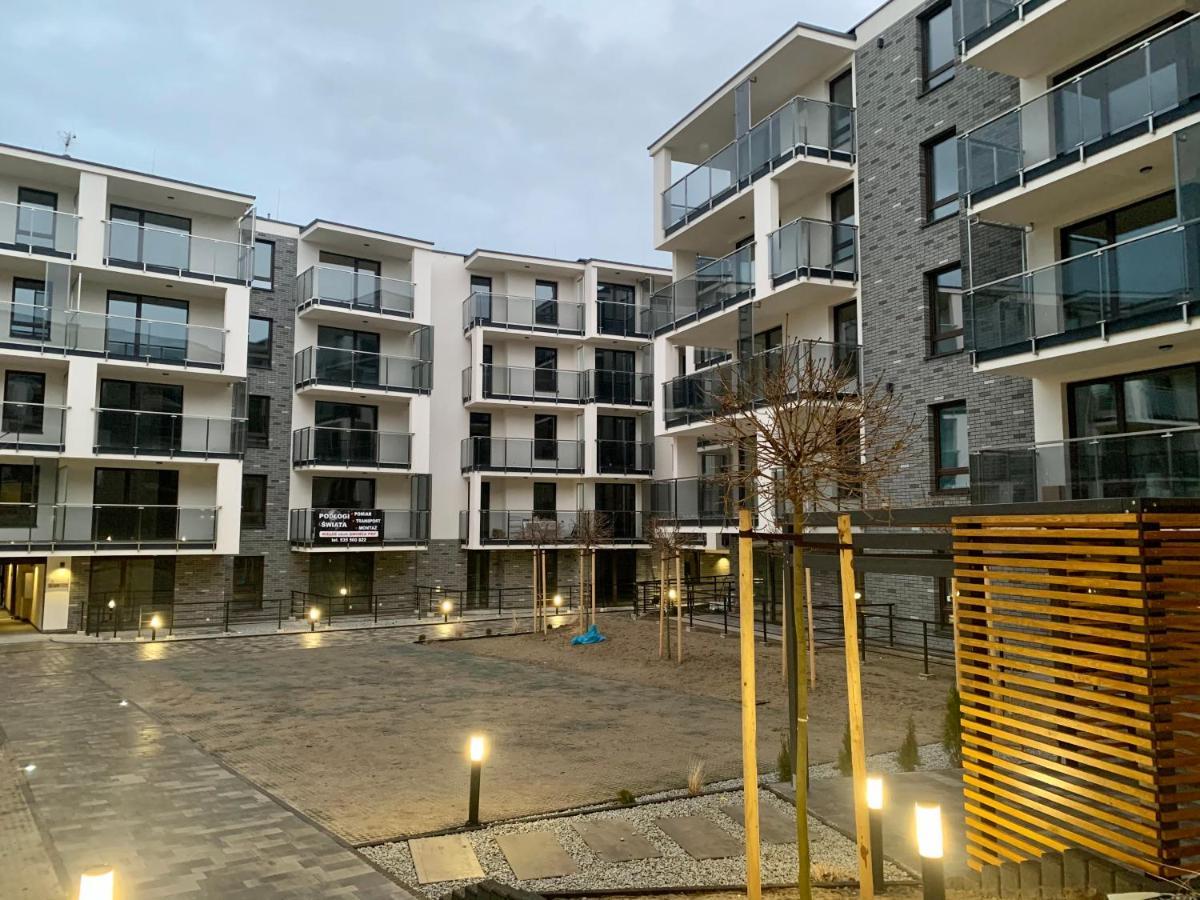 Loft Klonowa - Apartament Z Garazem เคียลเซ ภายนอก รูปภาพ