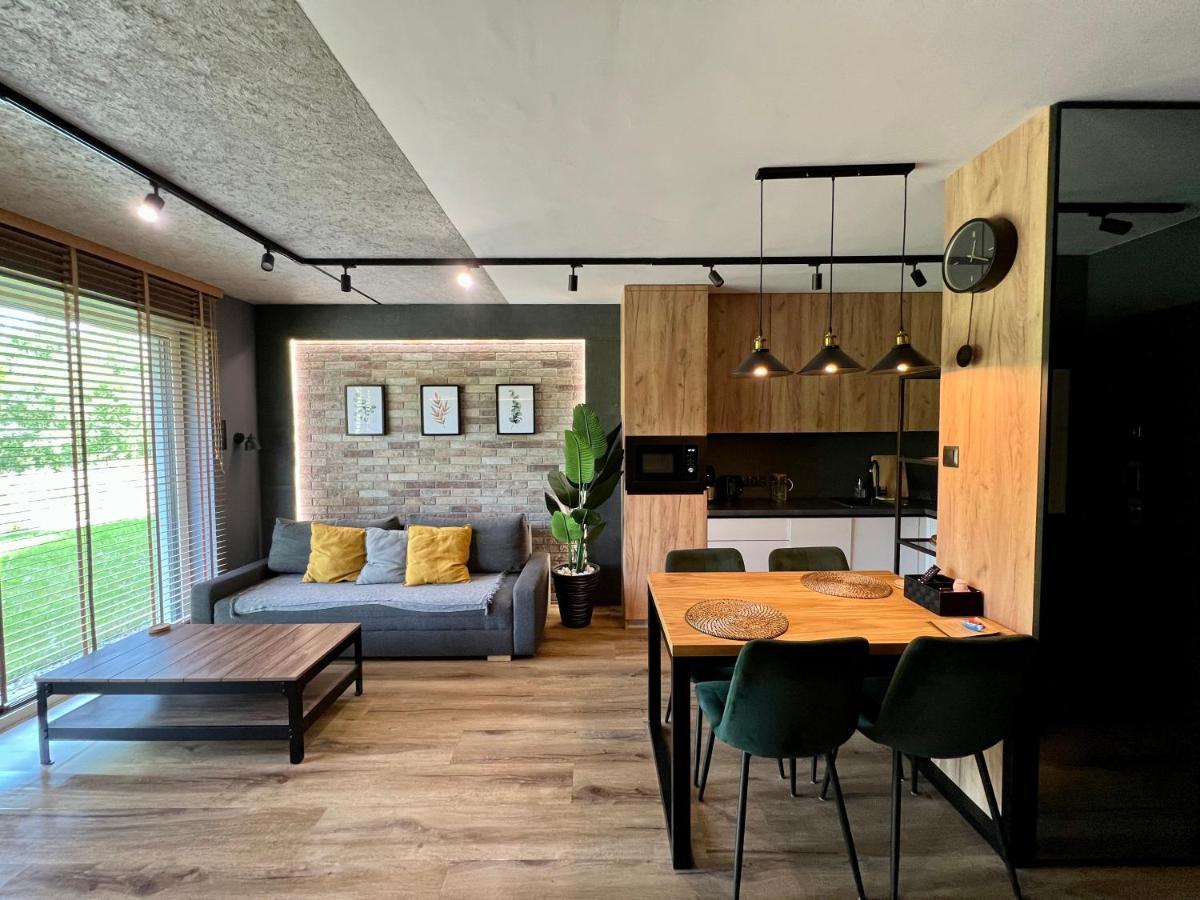 Loft Klonowa - Apartament Z Garazem เคียลเซ ภายนอก รูปภาพ