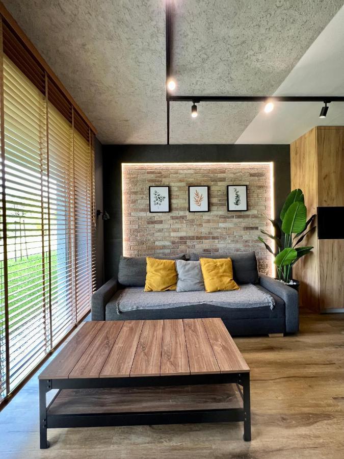 Loft Klonowa - Apartament Z Garazem เคียลเซ ภายนอก รูปภาพ