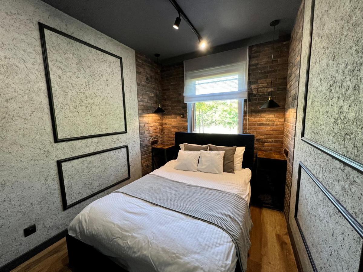 Loft Klonowa - Apartament Z Garazem เคียลเซ ภายนอก รูปภาพ