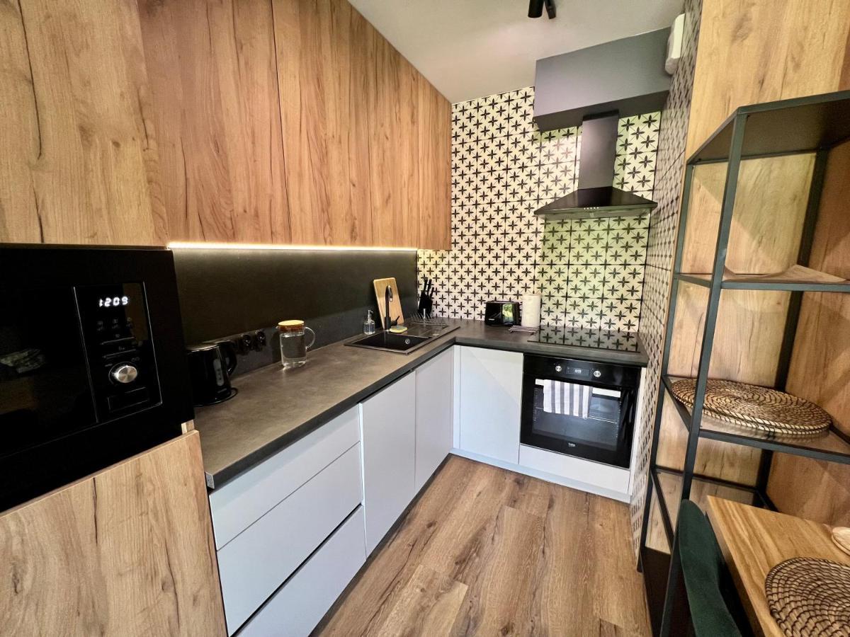 Loft Klonowa - Apartament Z Garazem เคียลเซ ภายนอก รูปภาพ